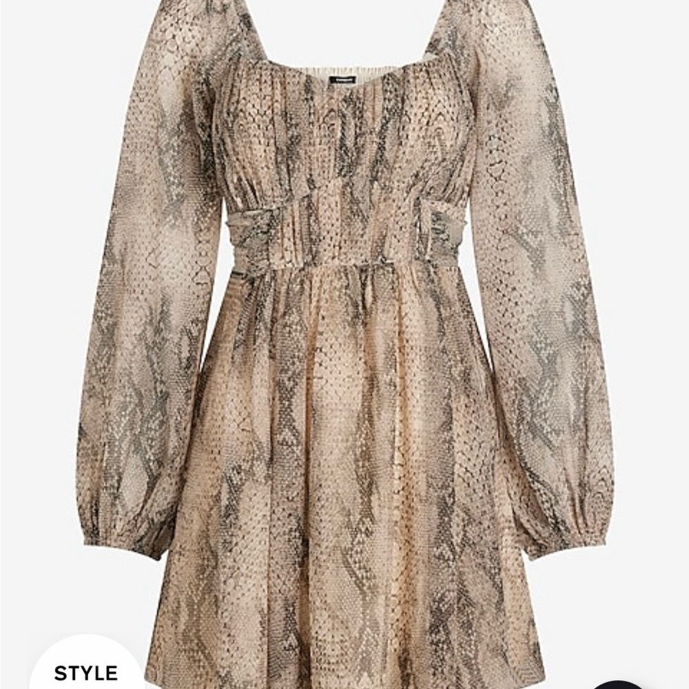 Snakeskin Sweetheart Neckline Mini Babydoll Dress
